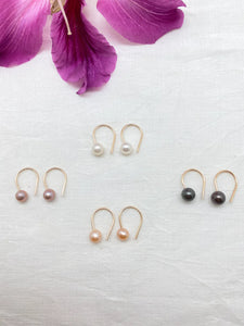 Pink pearl HorseShoe Earrings | E188b